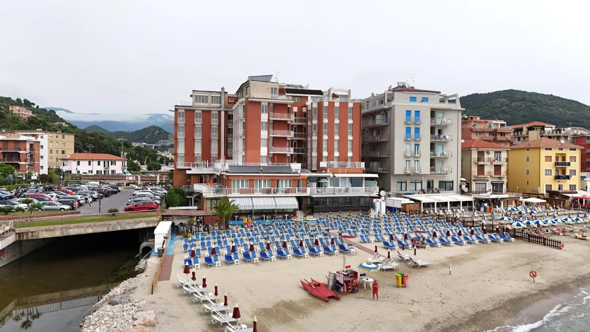 Hotel & Residence Stella Maris Pietra Ligure Italy